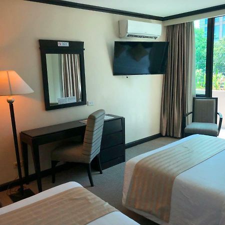 סן פדרו מקאטי Tower Inn Makati Business Hotel מראה חיצוני תמונה